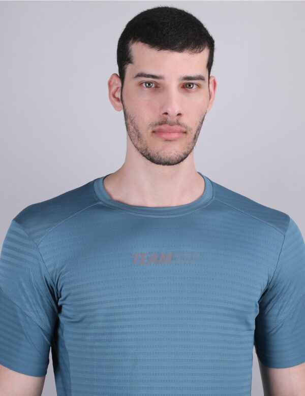 Men Jacquard Slim Fit Crew Neck T-shirt with DOUBLE COOL- Sky Blue